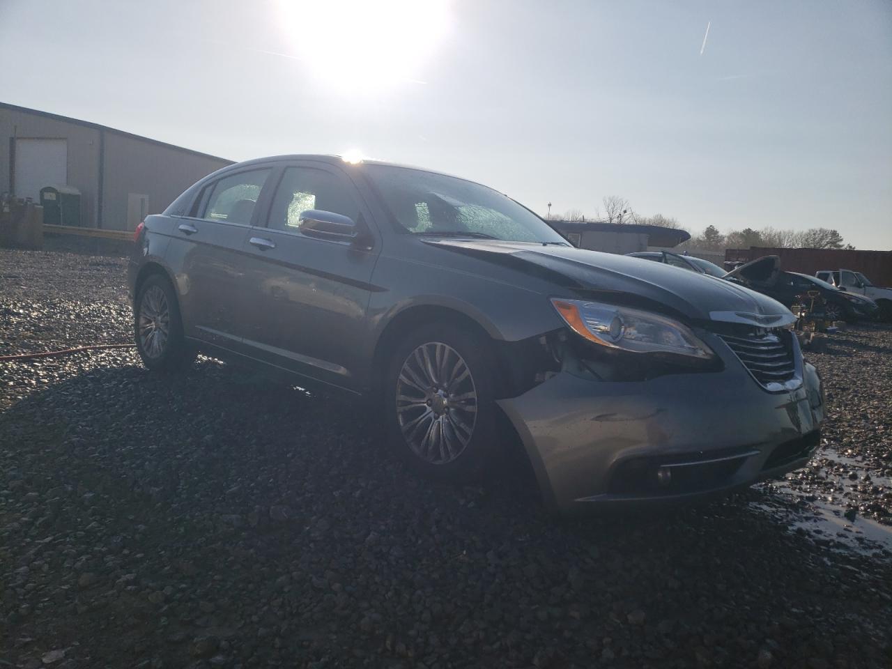 2012 CHRYSLER 200 LIMITE - Image 4
