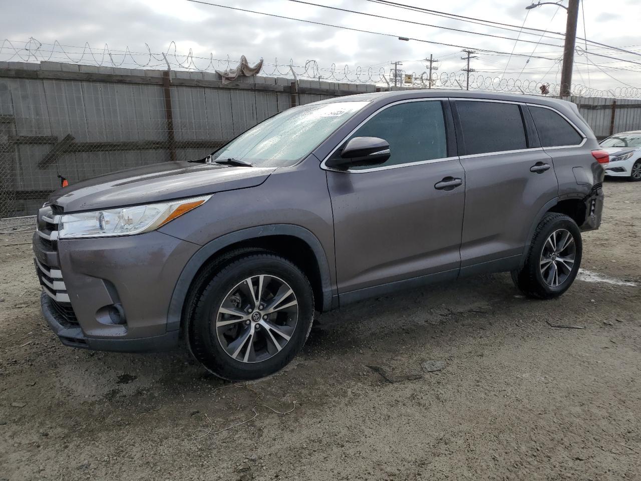 2019 TOYOTA HIGHLANDER