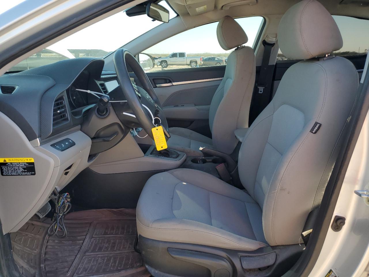 2019 HYUNDAI ELANTRA SE - Фото 7