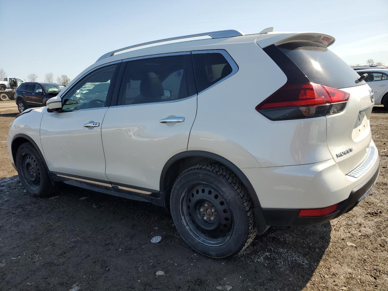 2018 NISSAN ROGUE S - Image 2