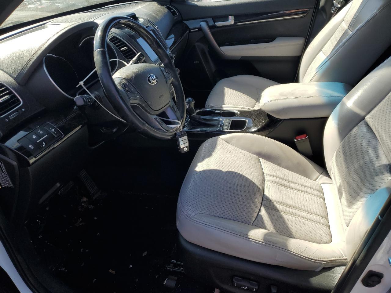 2015 KIA SORENTO SX - Image 7