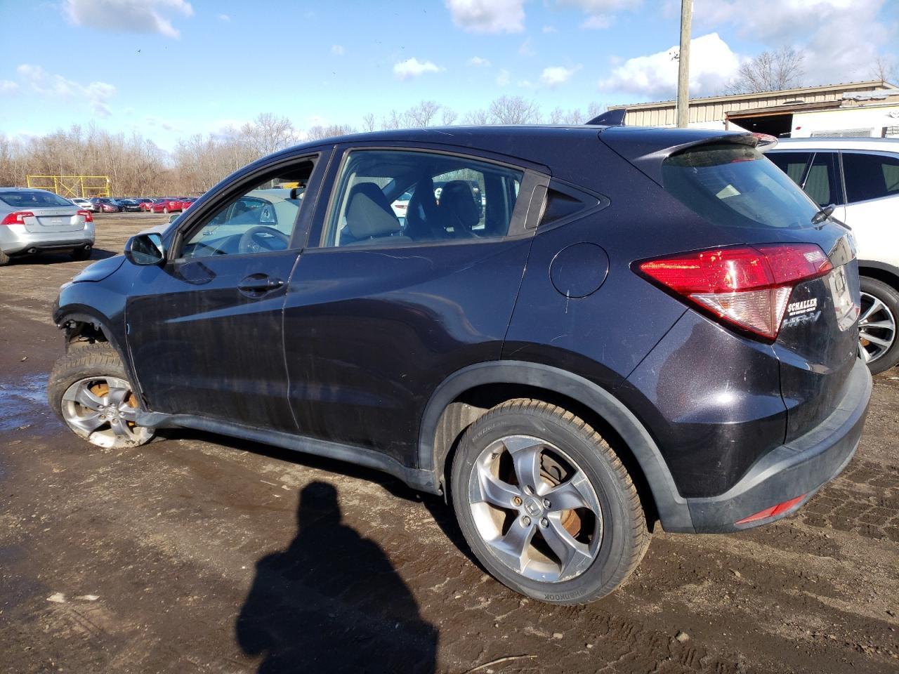 2018 HONDA HR-V LX - Image 2