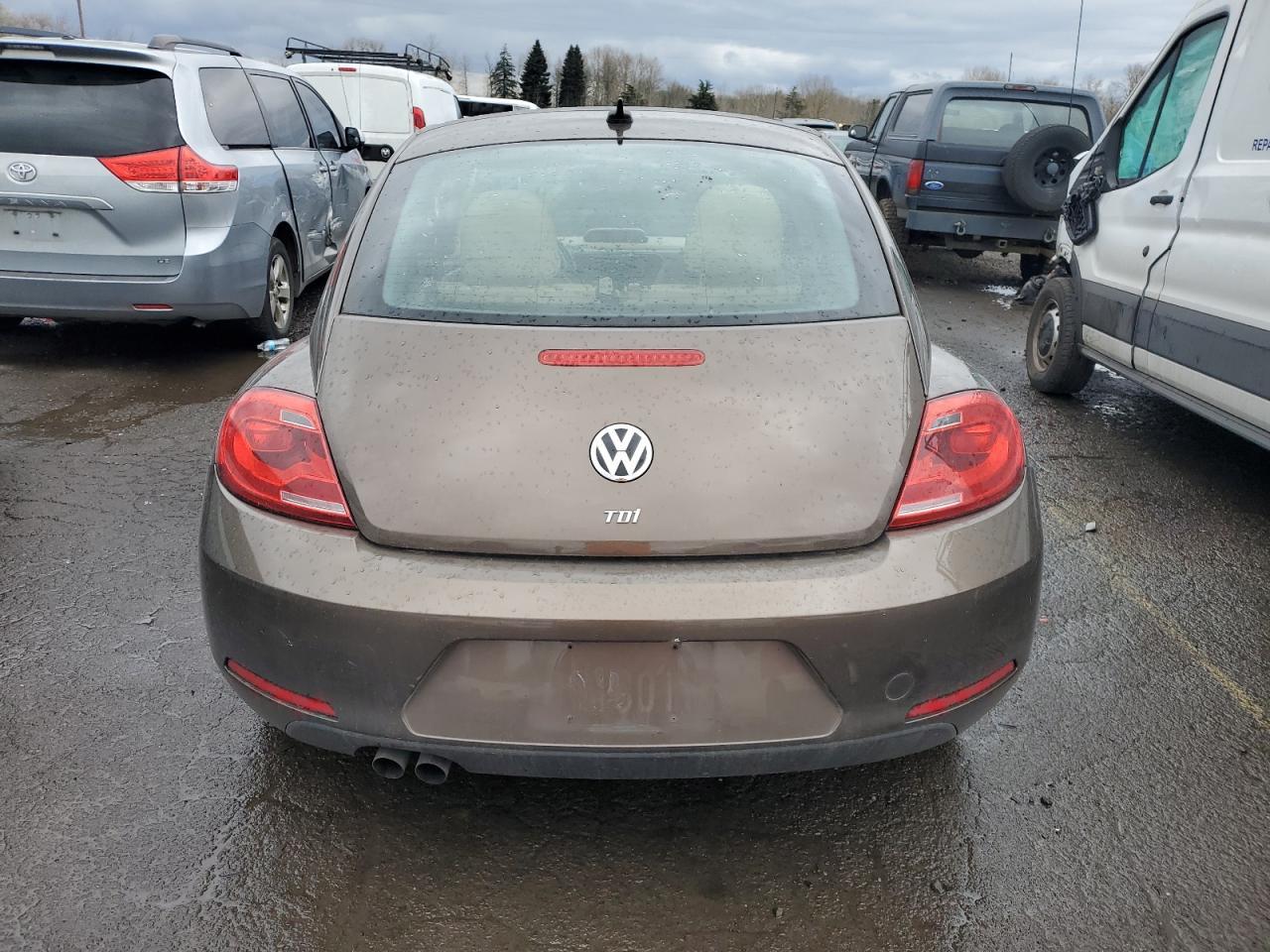 2014 VOLKSWAGEN BEETLE - Image 6