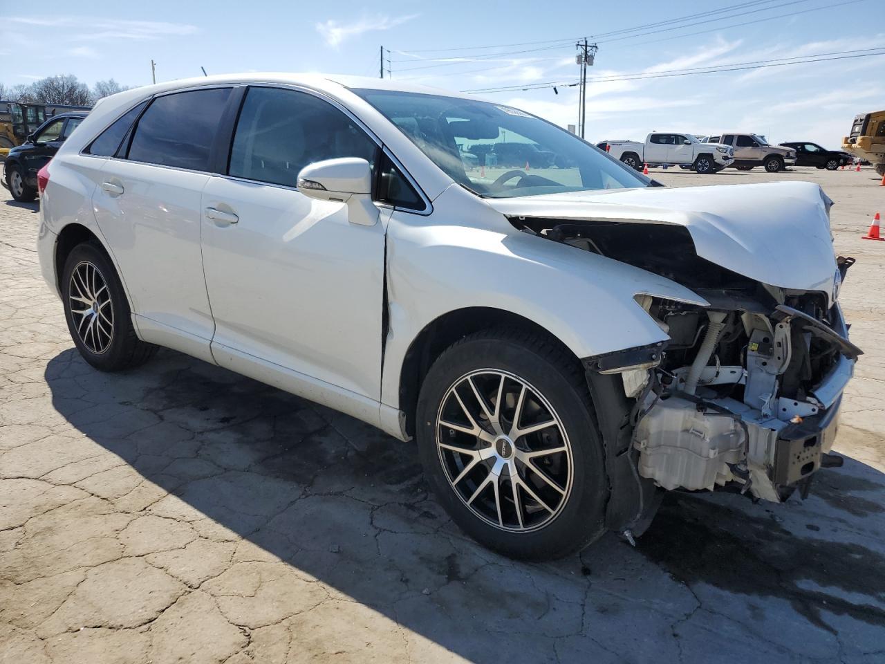 2013 TOYOTA VENZA LE - Фото 4