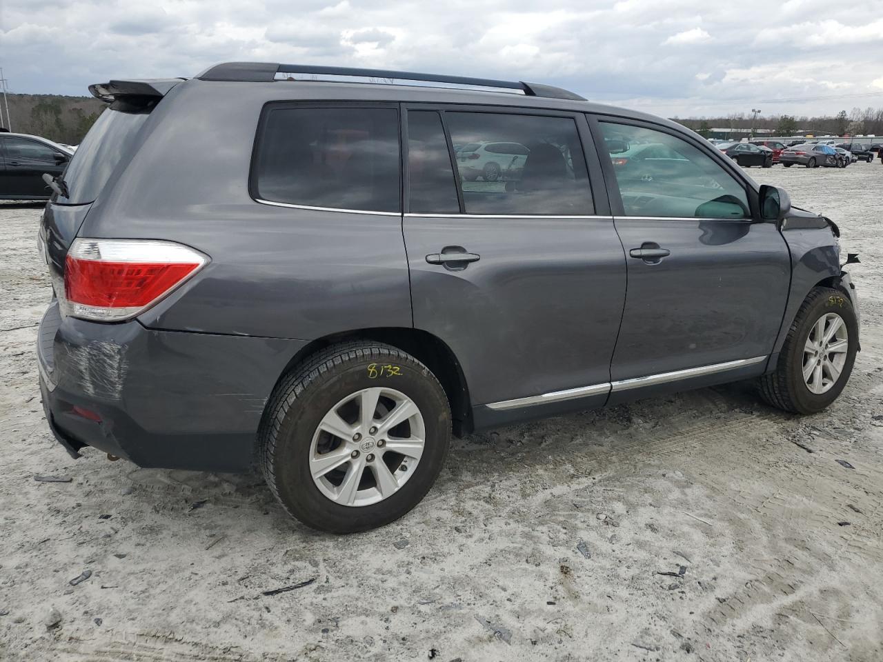 2011 TOYOTA HIGHLANDER - Image 3