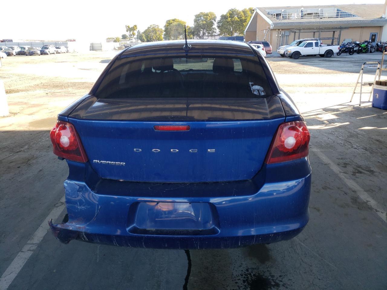 2014 DODGE AVENGER SE - Фото 6