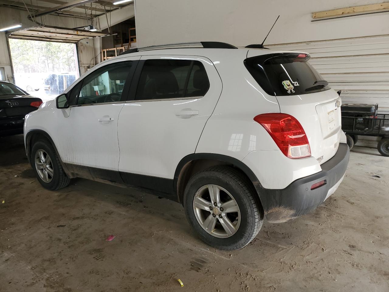 2015 CHEVROLET TRAX 1LT - Фото 2