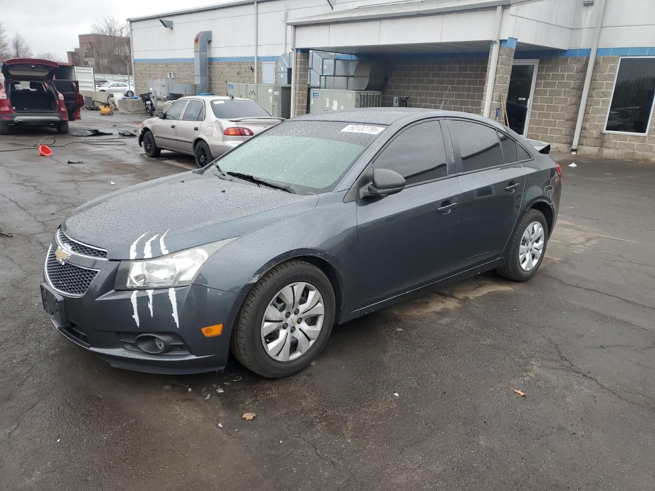 2013 CHEVROLET CRUZE LS