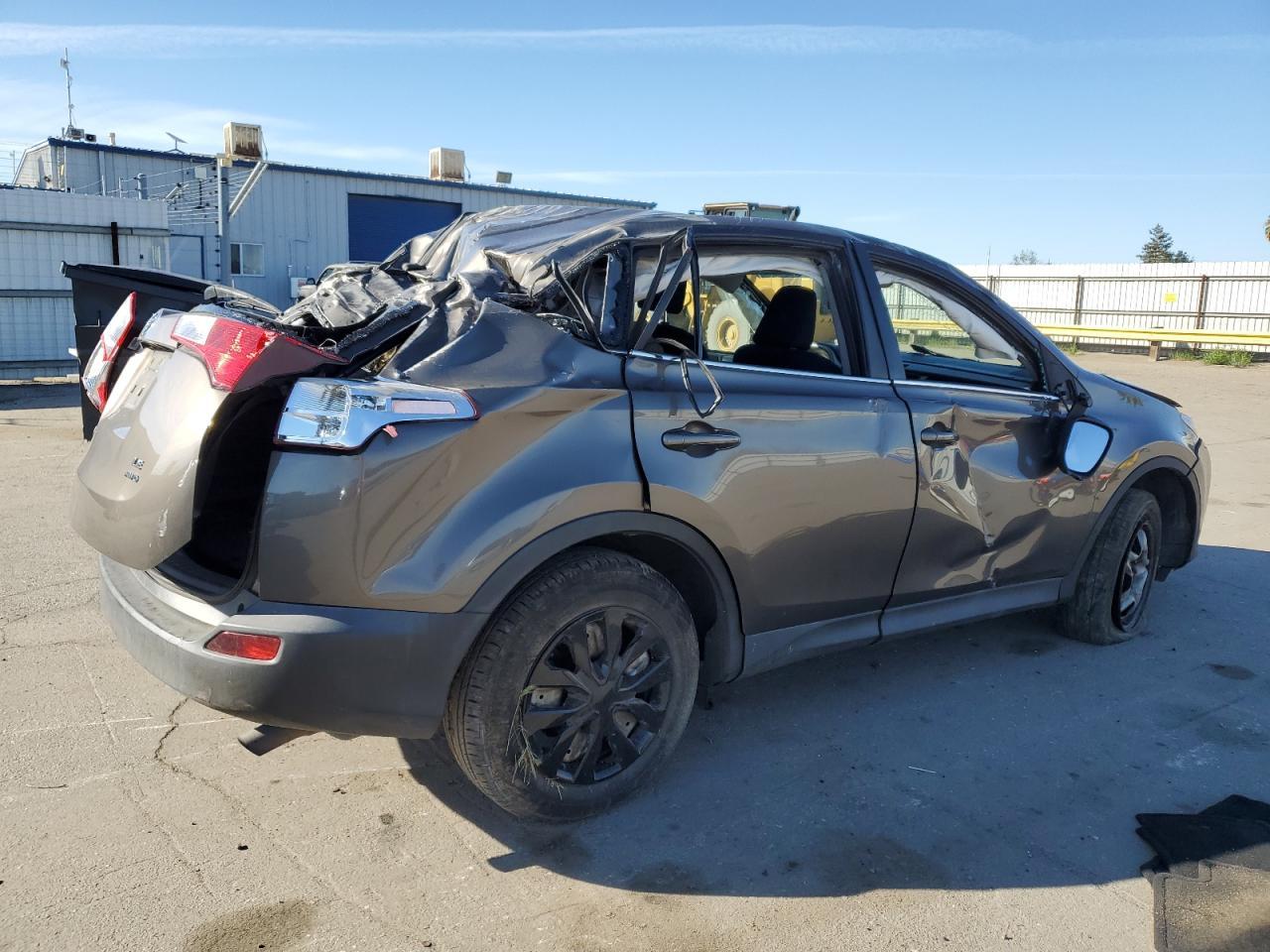 2015 TOYOTA RAV4 LE - Фото 3