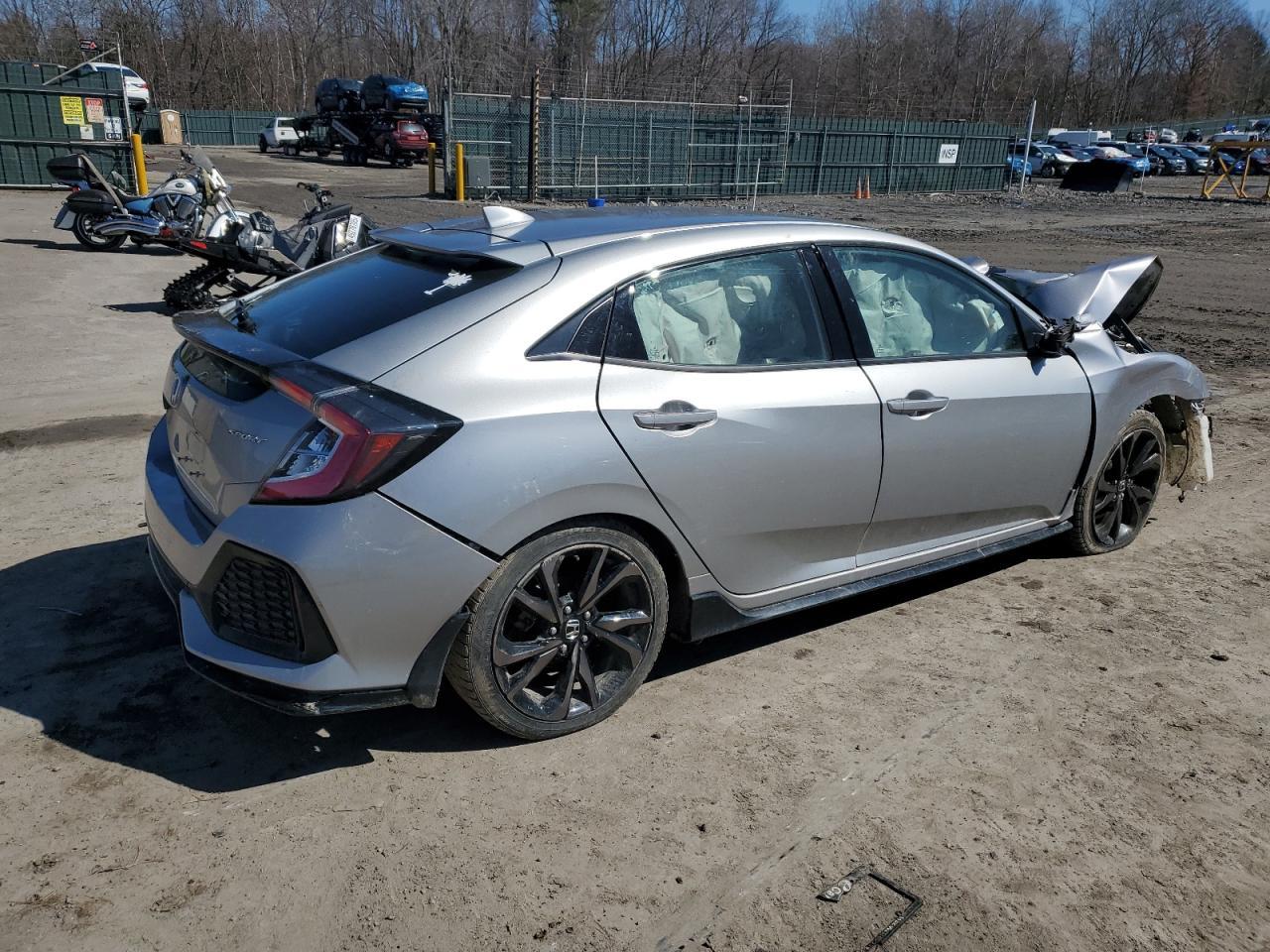 2019 HONDA CIVIC SPOR - Фото 3
