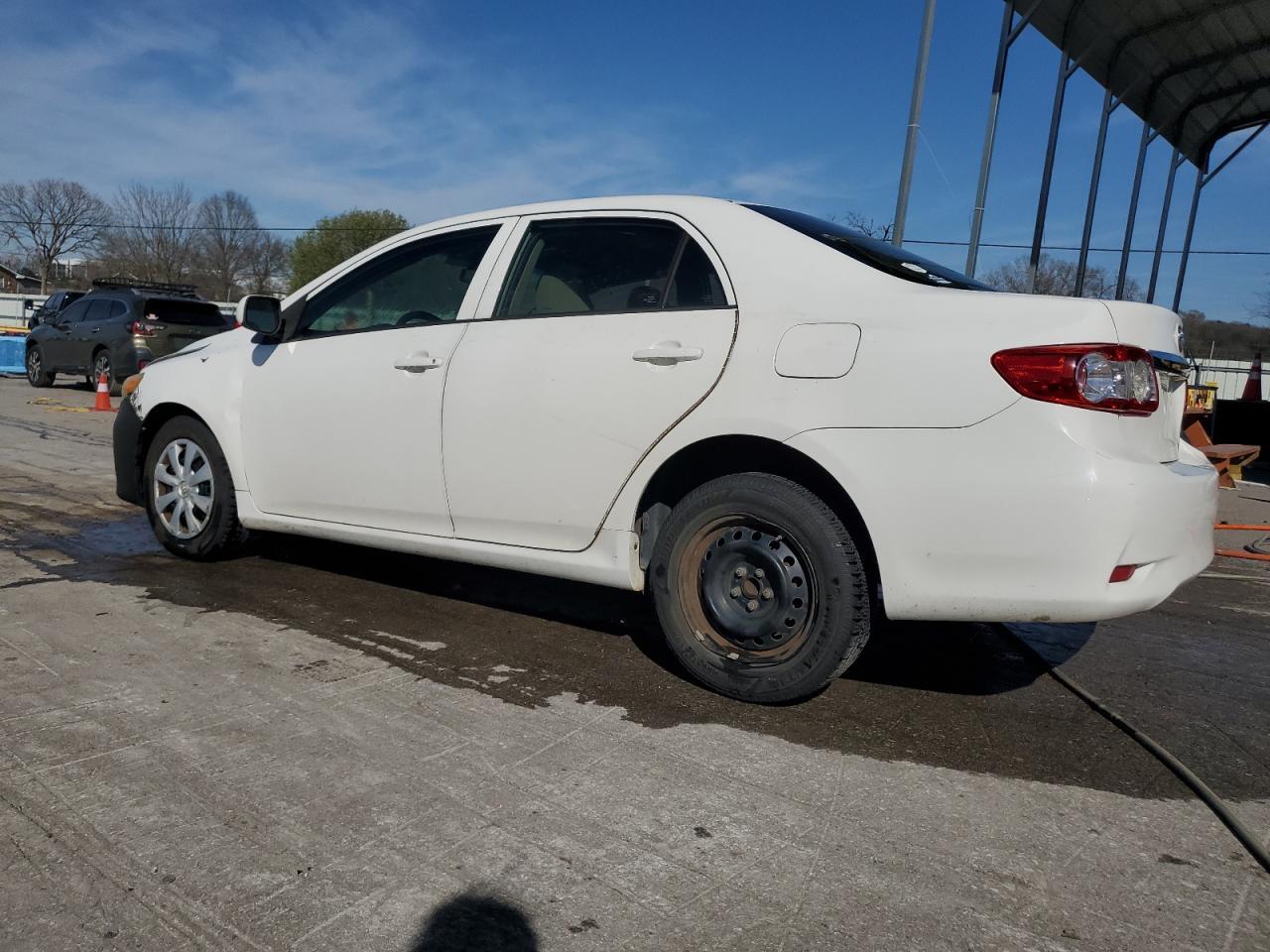 2013 TOYOTA COROLLA BA - Фото 2