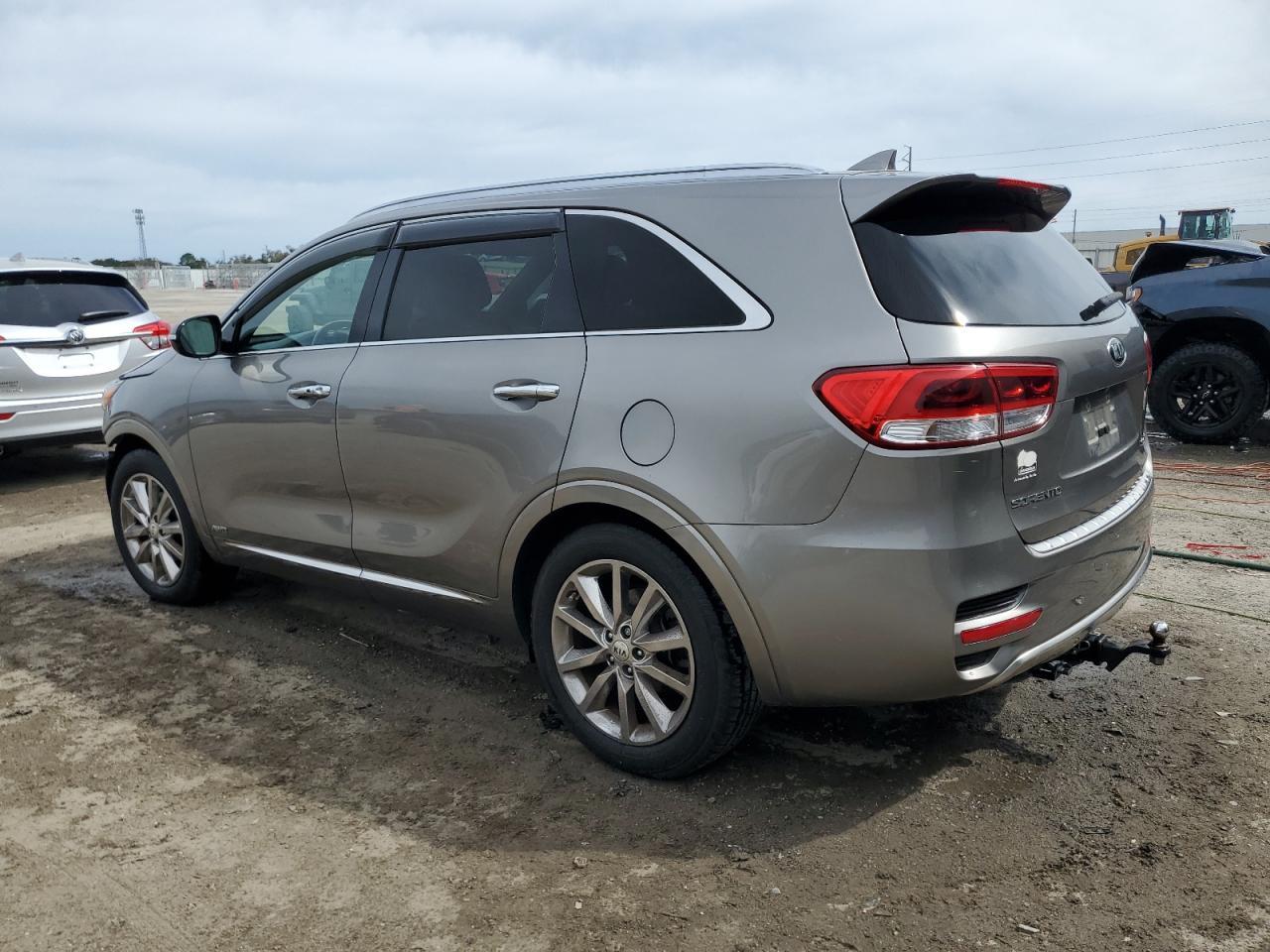 2016 KIA SORENTO SX - Image 2