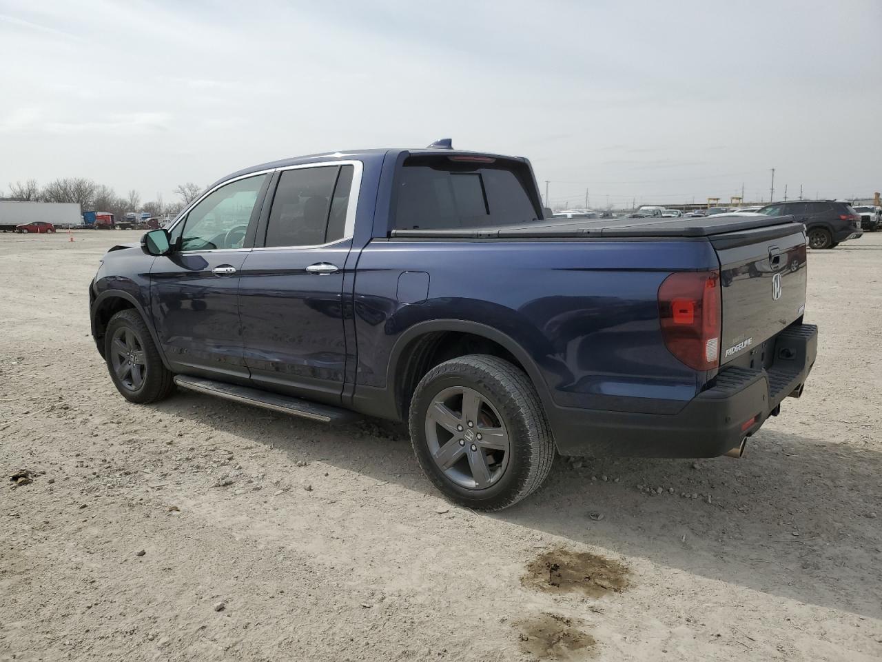 2021 HONDA RIDGELINE - Image 2