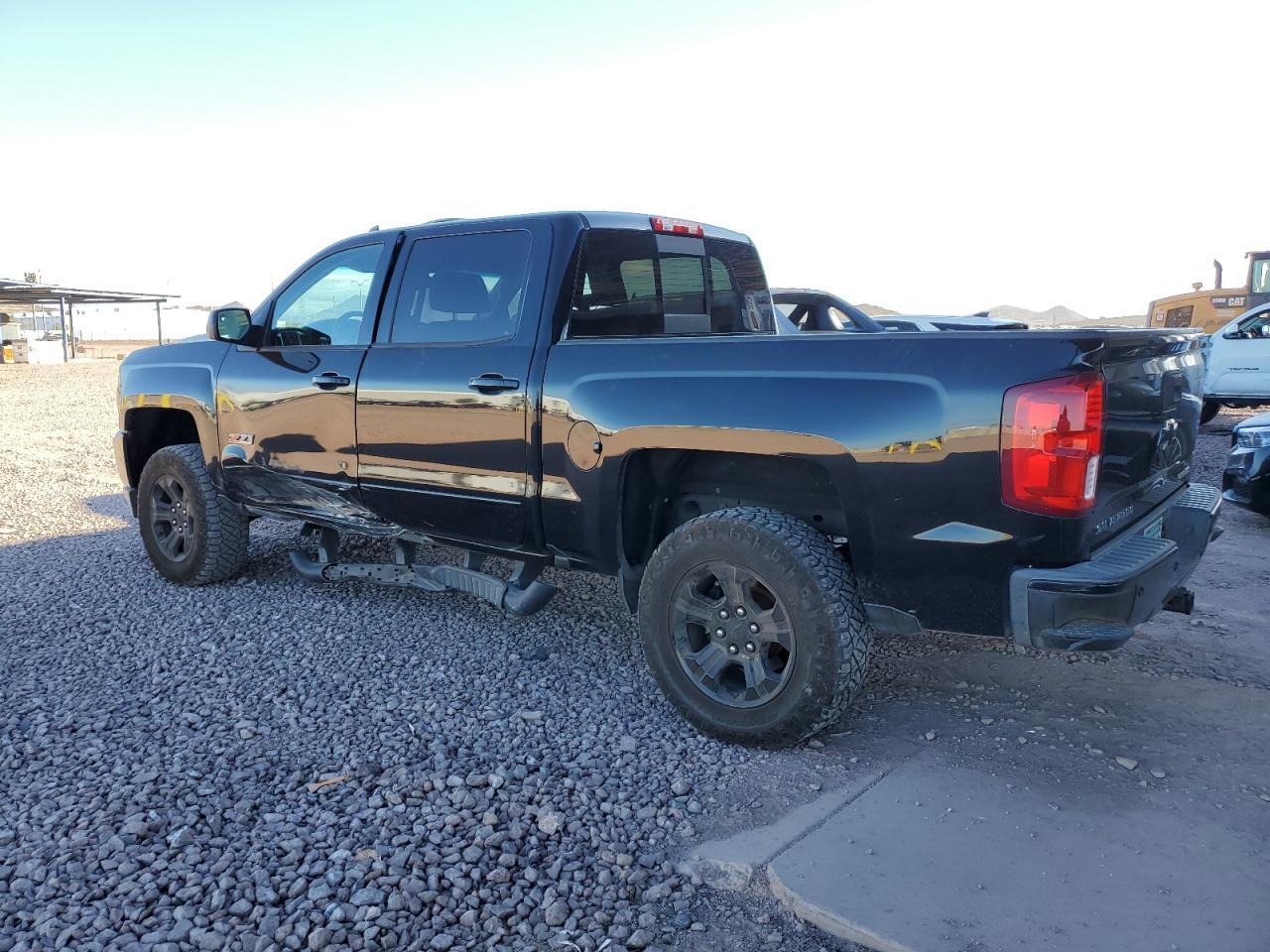 2017 CHEVROLET SILVERADO - Фото 2