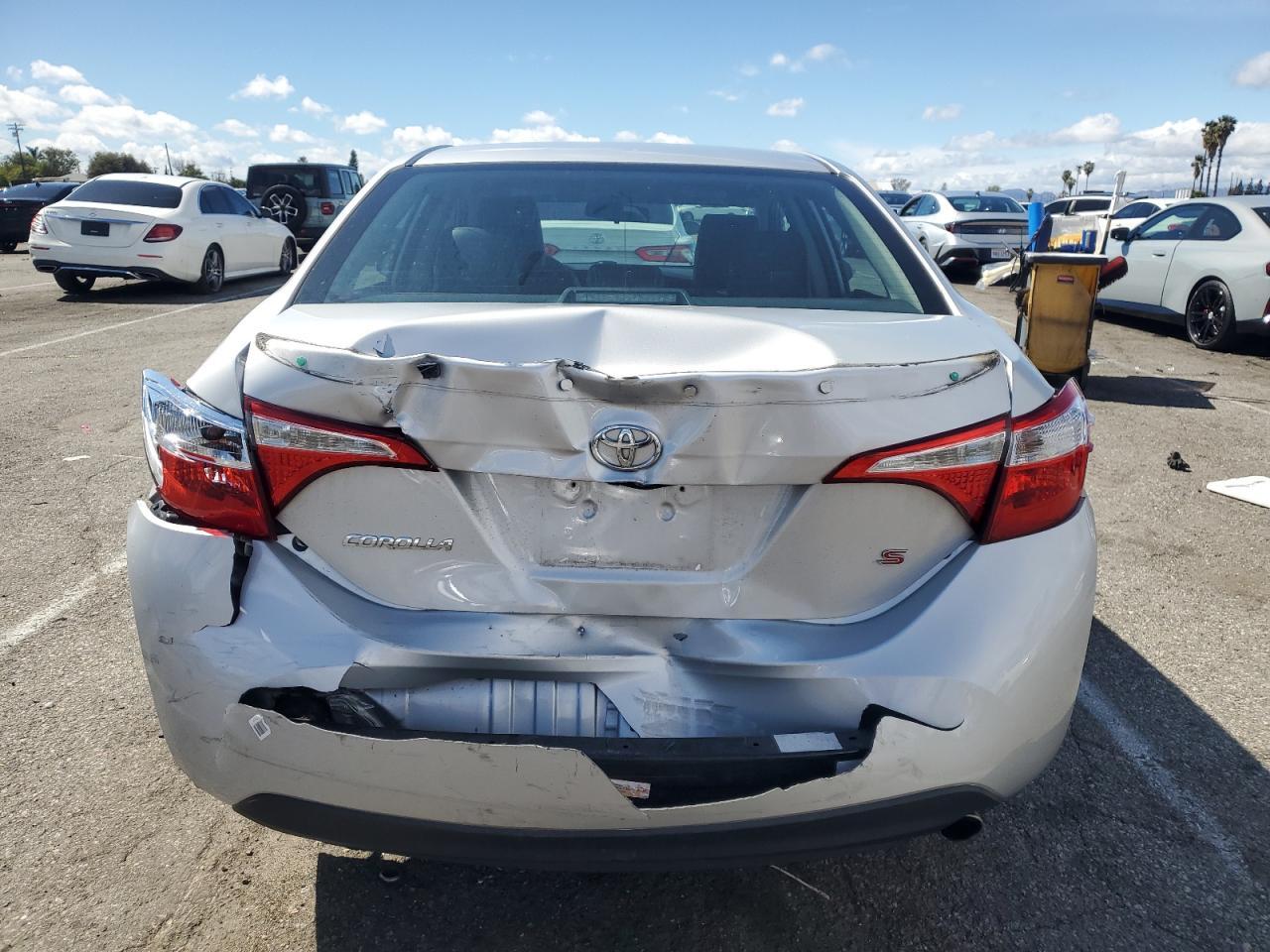 2014 TOYOTA COROLLA L - Image 6