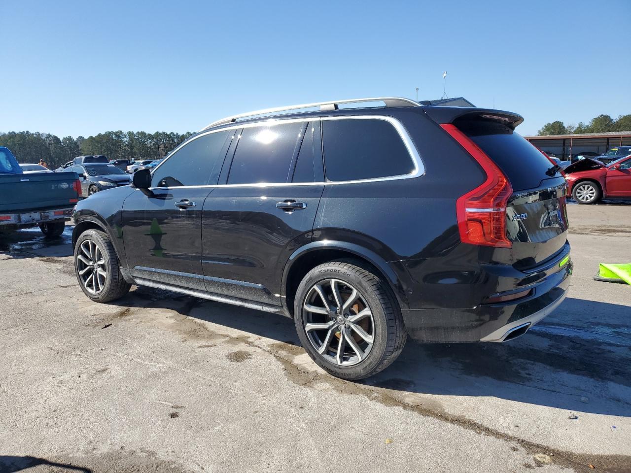 2016 VOLVO XC90 T6 - Фото 2