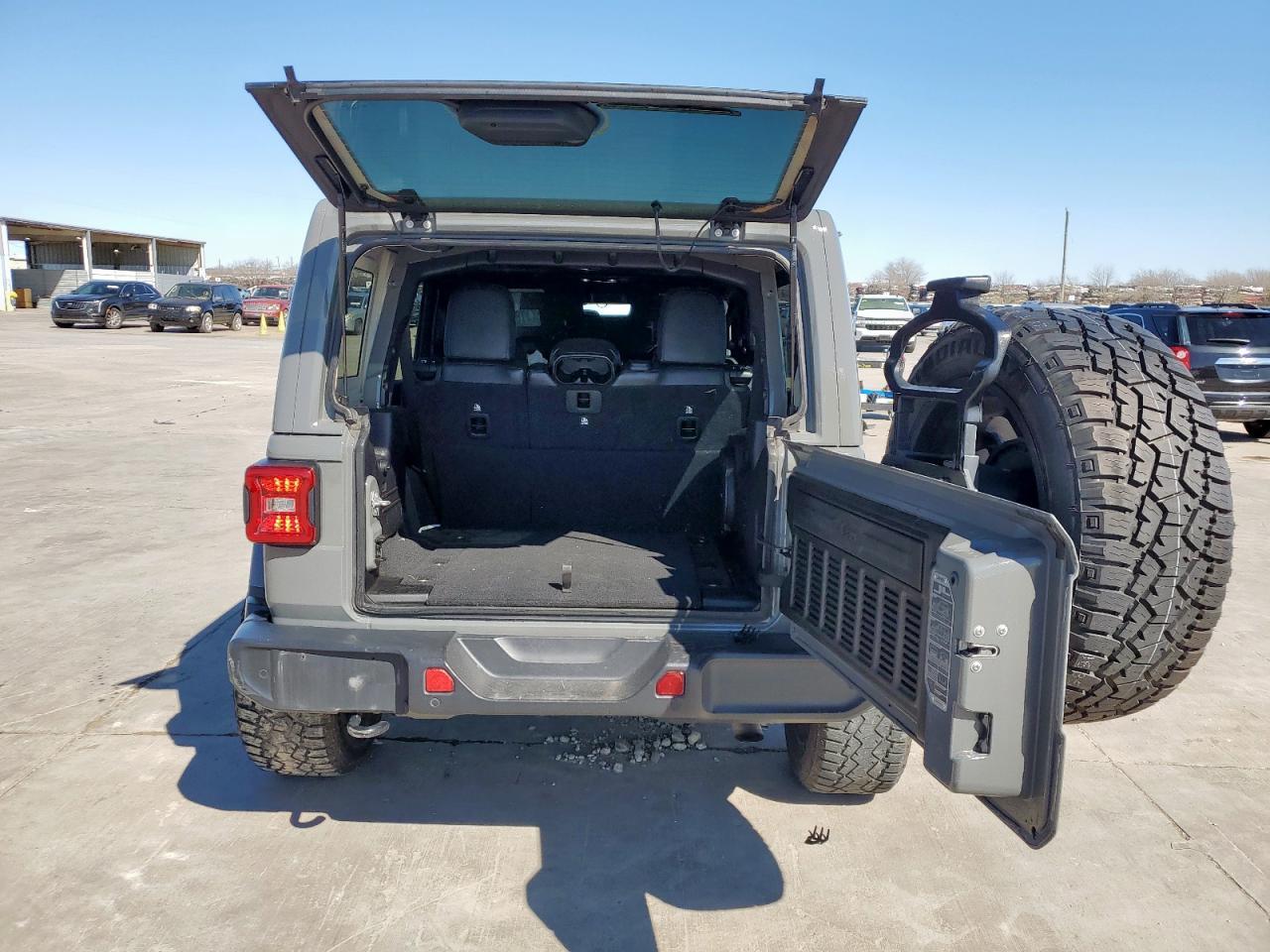 2019 JEEP WRANGLER U - Фото 6