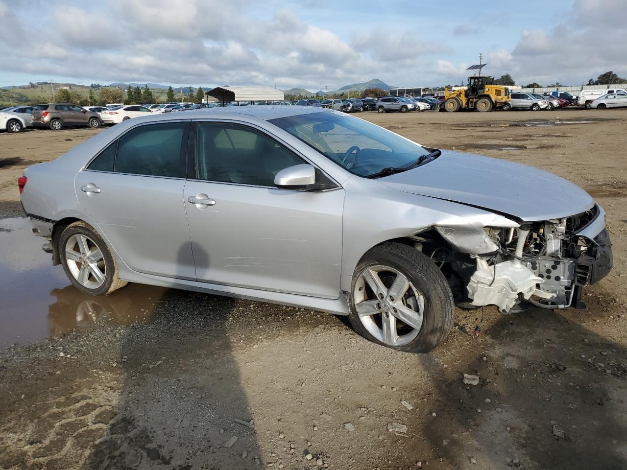 2014 TOYOTA CAMRY L - Фото 4