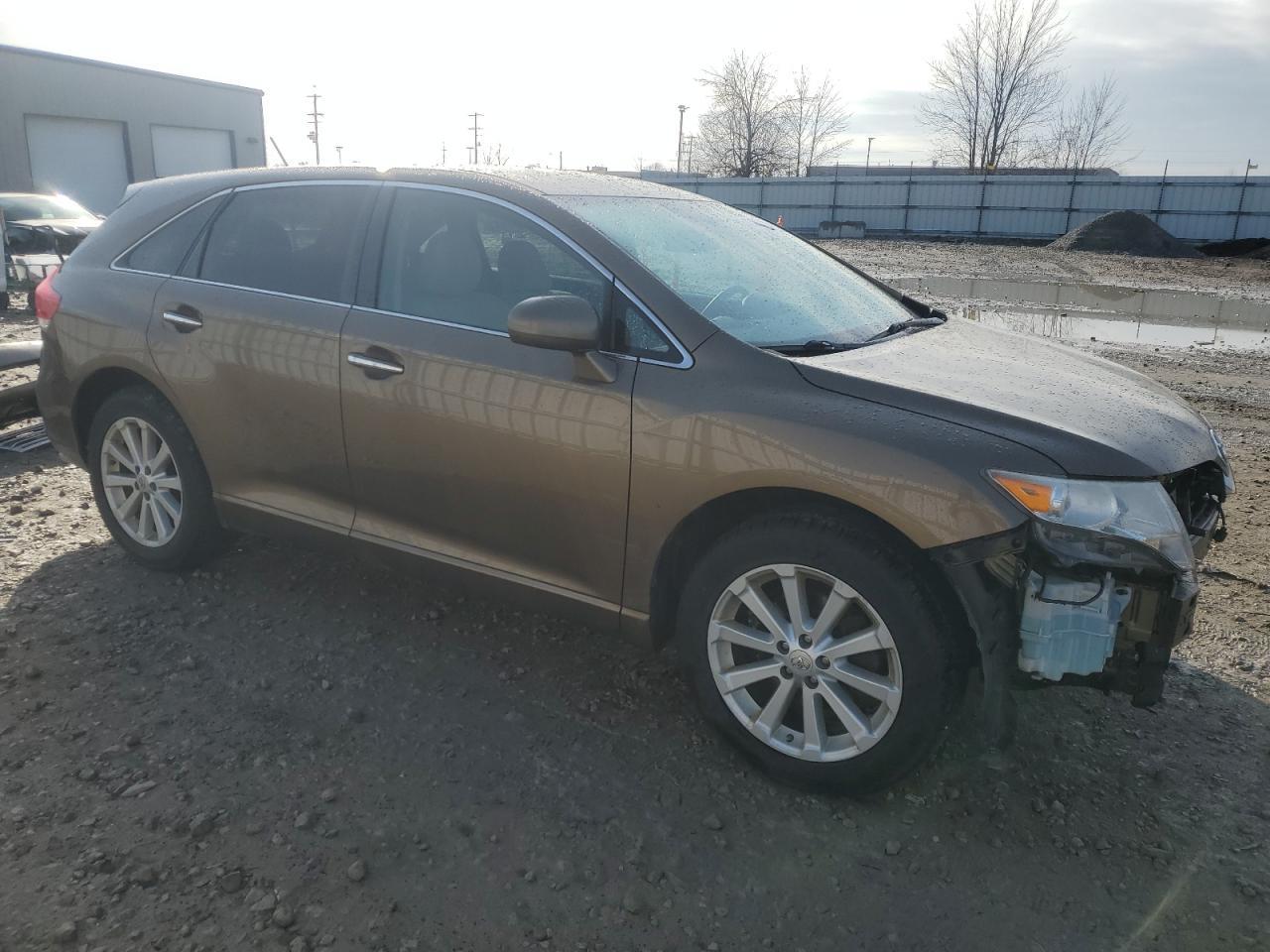 2011 TOYOTA VENZA - Фото 4