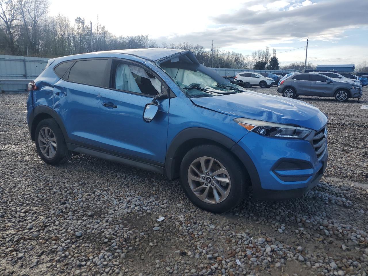 2016 HYUNDAI TUCSON SE - Фото 4