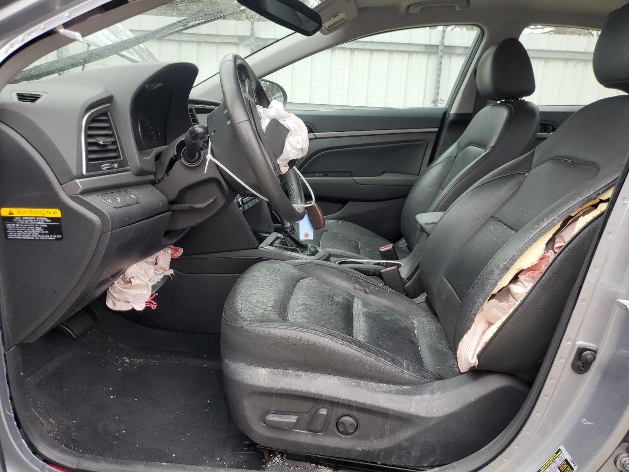 2017 HYUNDAI ELANTRA SE - Image 7