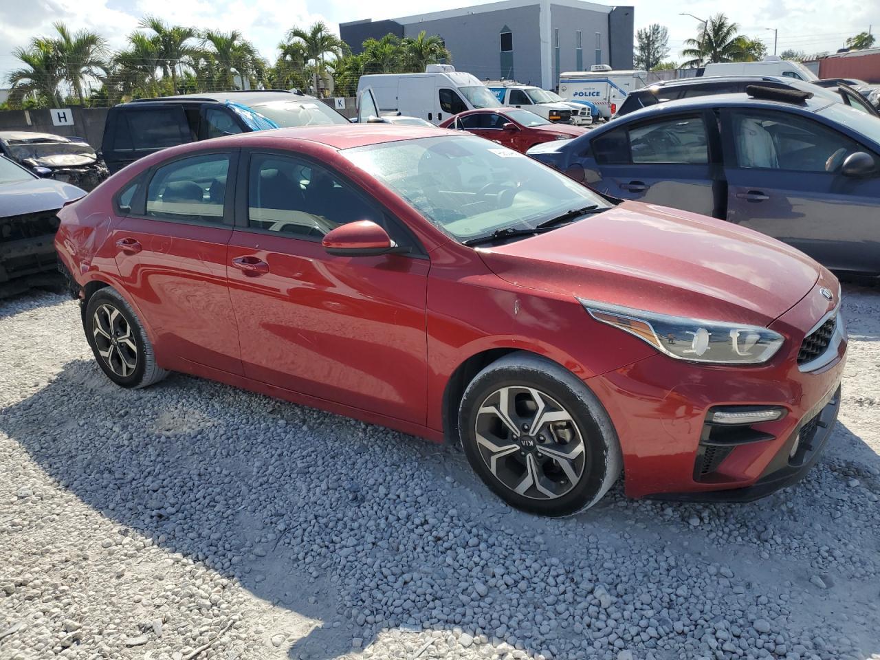 2021 KIA FORTE FE - Фото 4