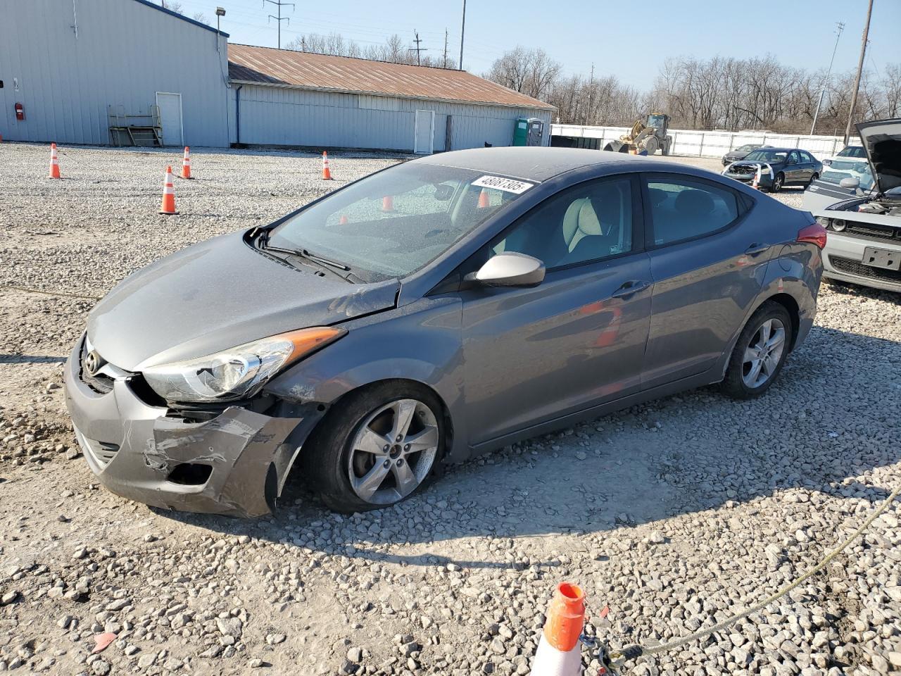 2013 HYUNDAI ELANTRA GL