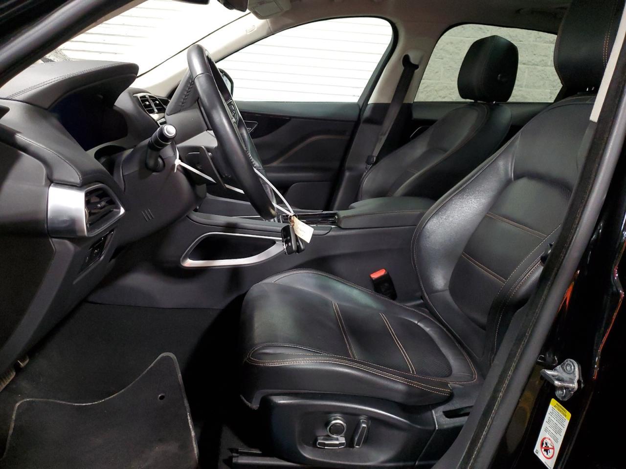 2019 JAGUAR F-PACE PRE - Image 7