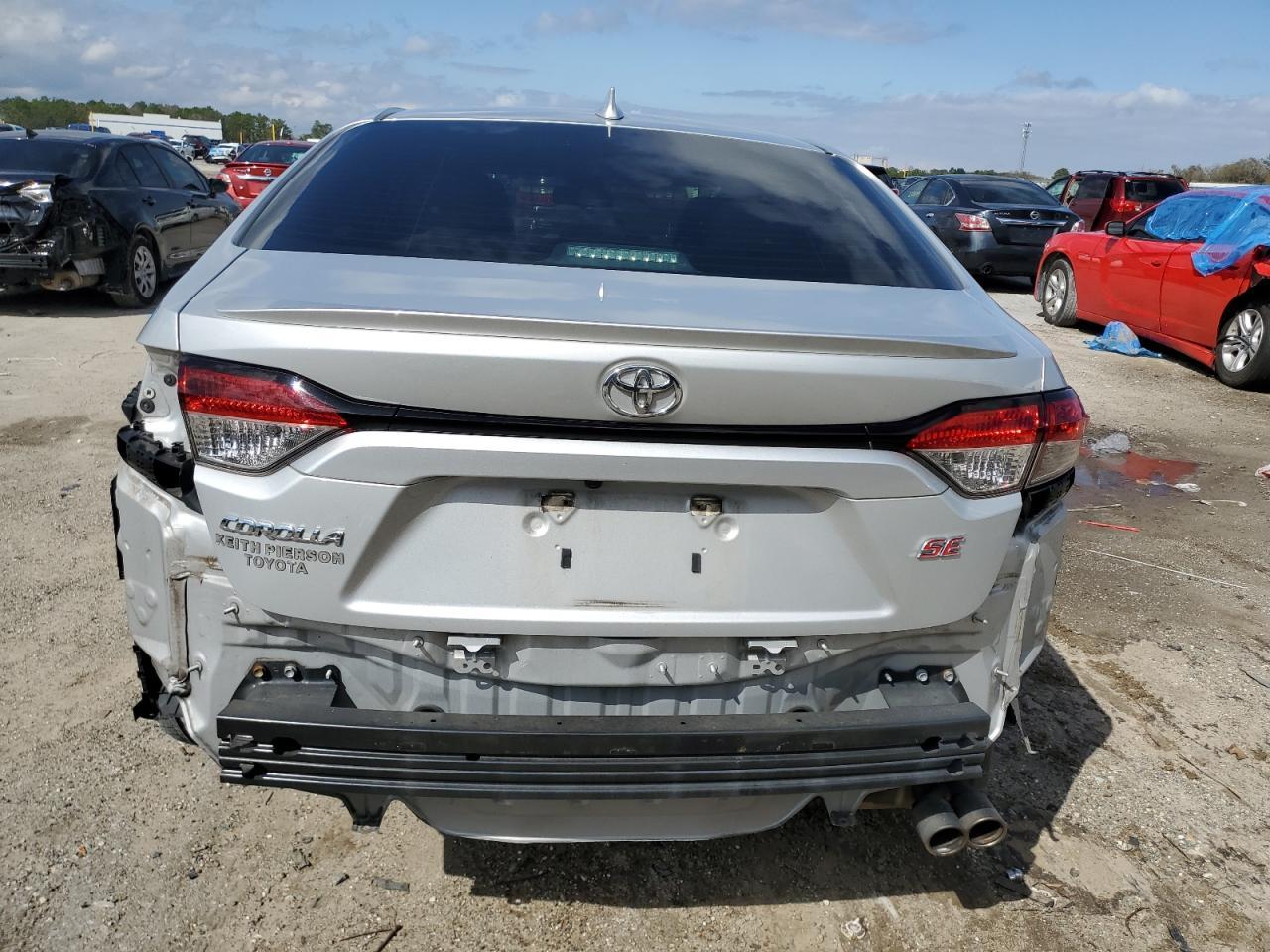 2020 TOYOTA COROLLA SE - Image 6