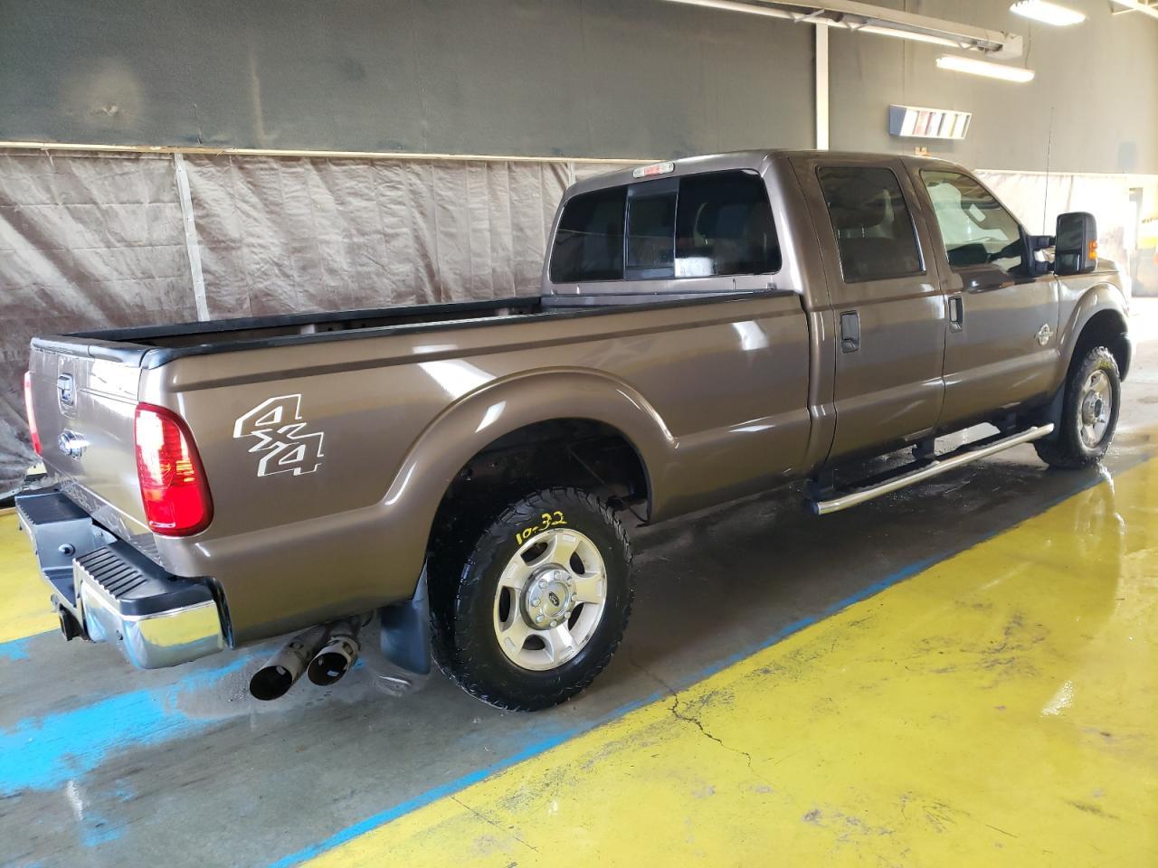 2015 FORD F250 SUPER - Image 3
