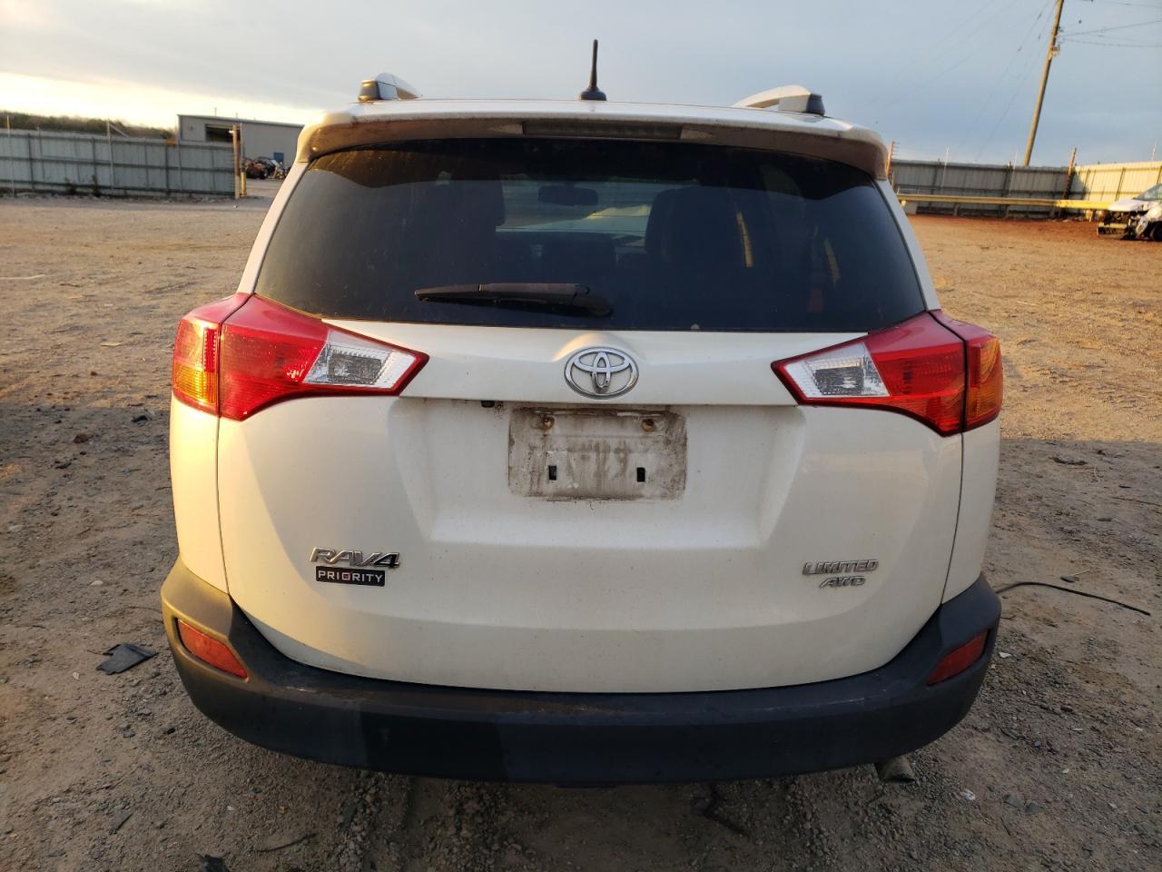 2015 TOYOTA RAV4 LIMIT - Фото 6