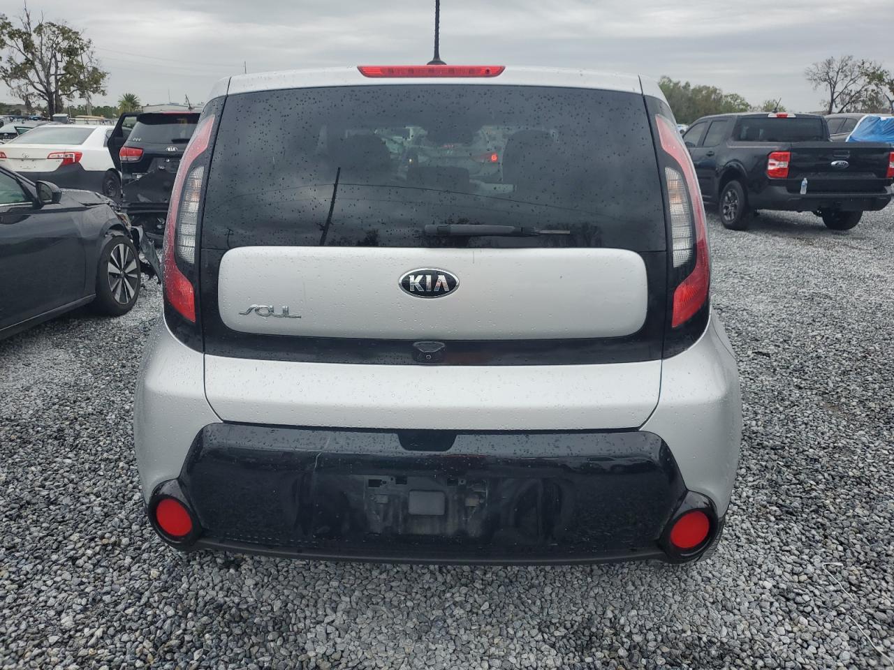 2016 KIA SOUL + - Image 6