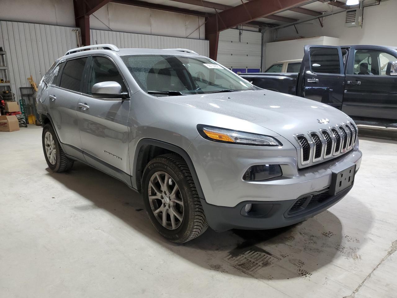 2017 JEEP CHEROKEE L - Image 4