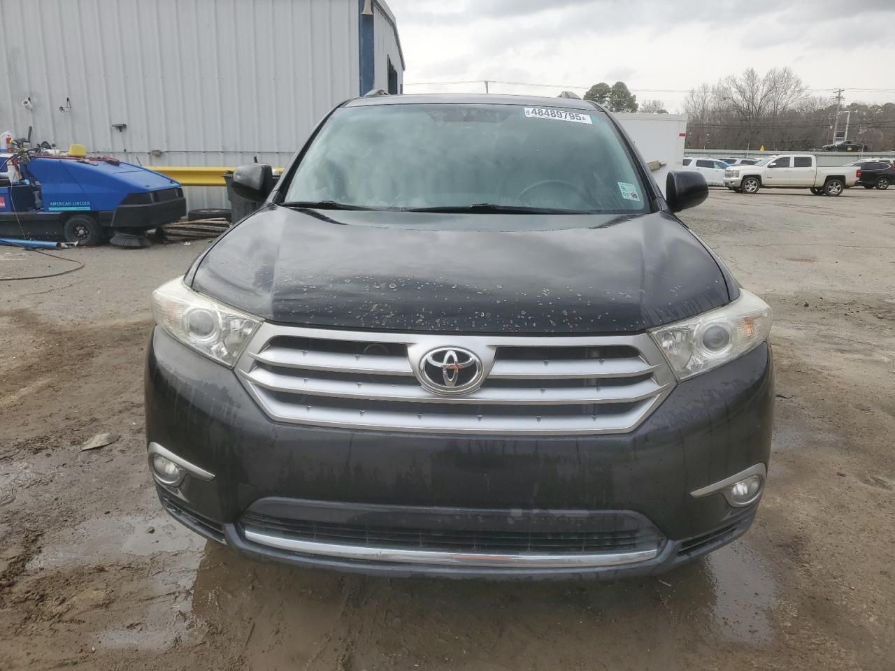 2011 TOYOTA HIGHLANDER - Image 5