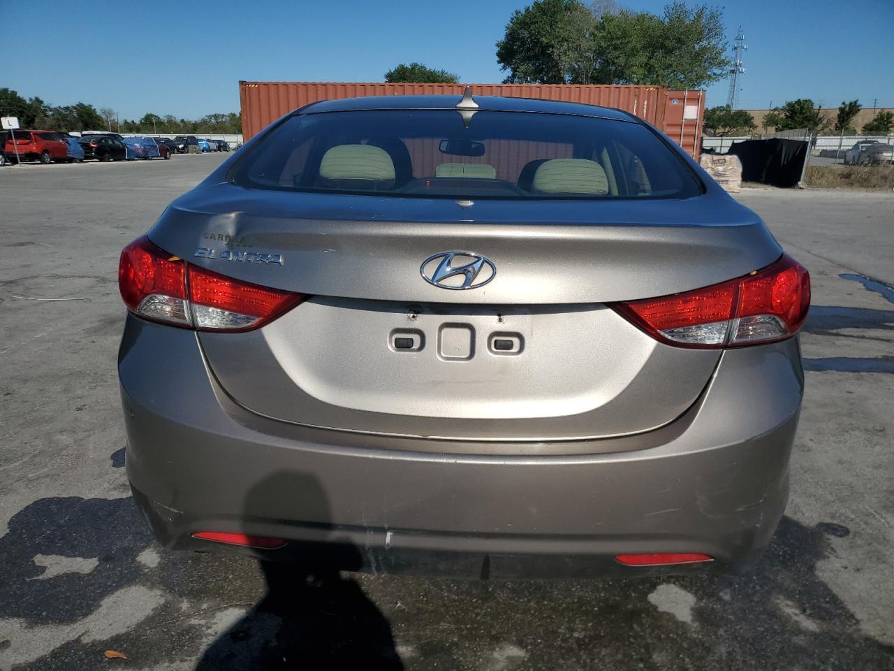 2013 HYUNDAI ELANTRA GL - Image 6
