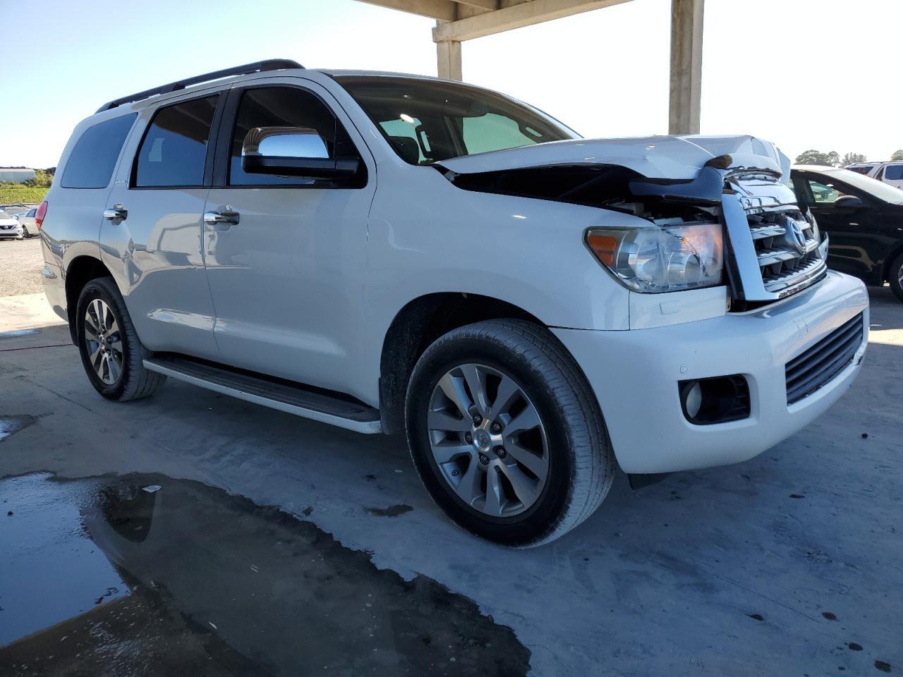 2016 TOYOTA SEQUOIA LI - Фото 4