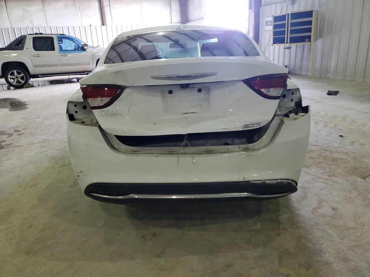 2015 CHRYSLER 200 LIMITE - Image 6