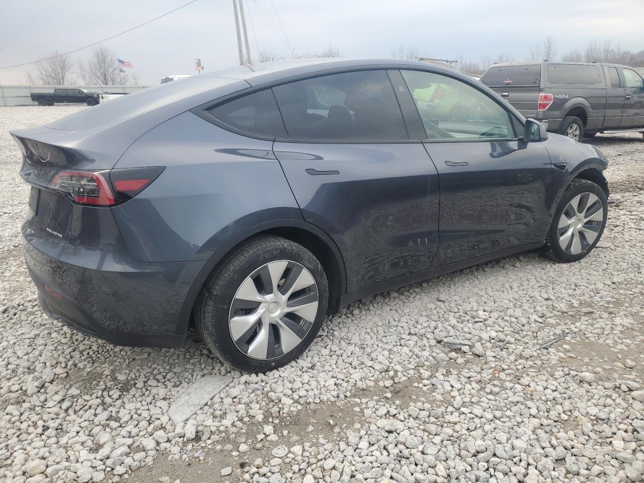 2023 TESLA MODEL Y - Image 3