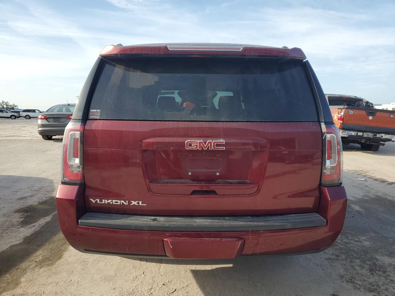 2016 GMC YUKON XL K - Фото 6
