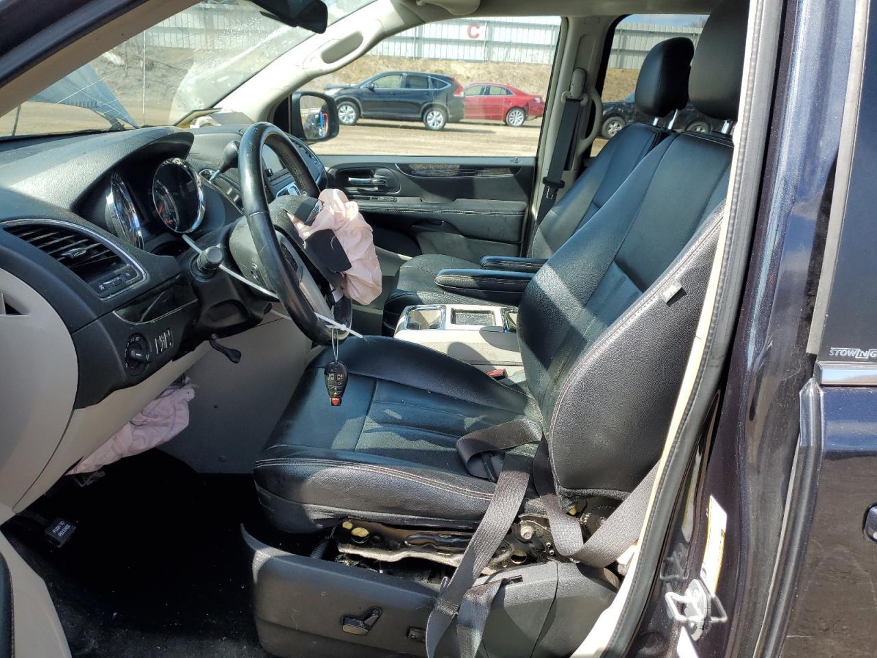 2014 CHRYSLER TOWN & COU - Image 7