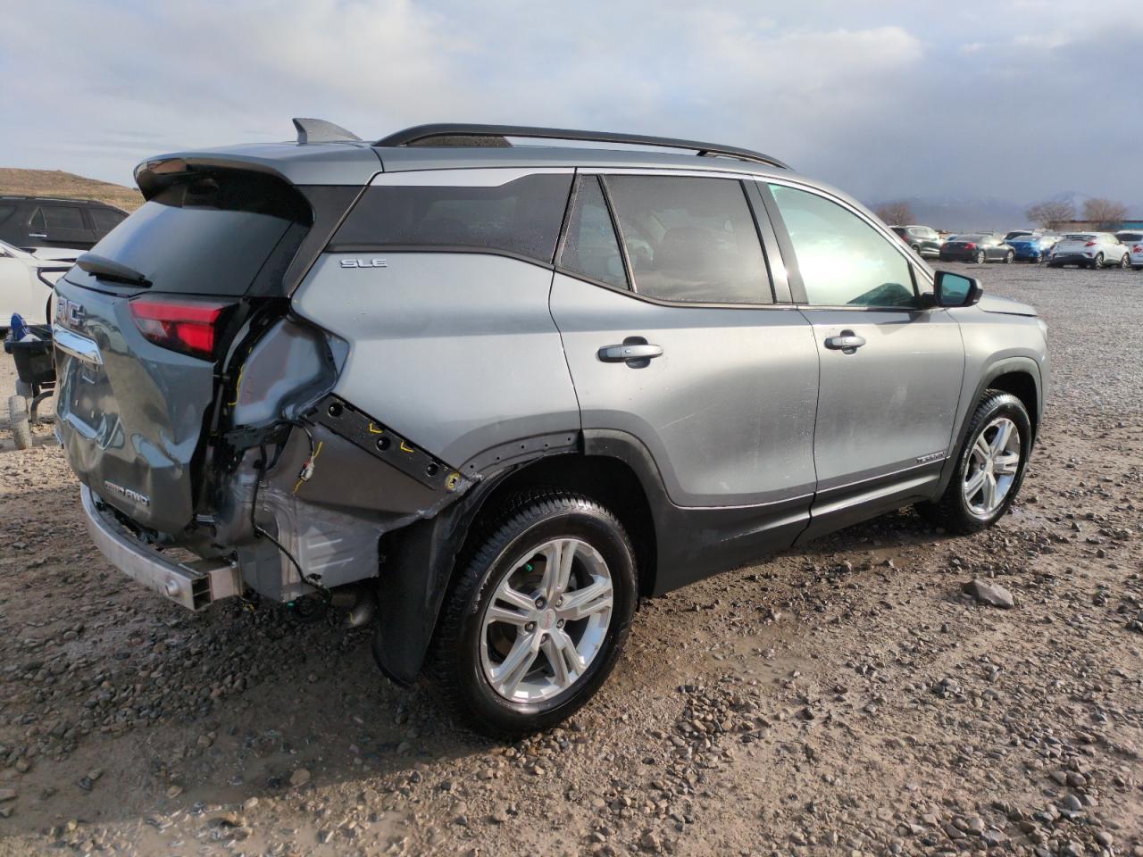 2019 GMC TERRAIN SL - Image 3