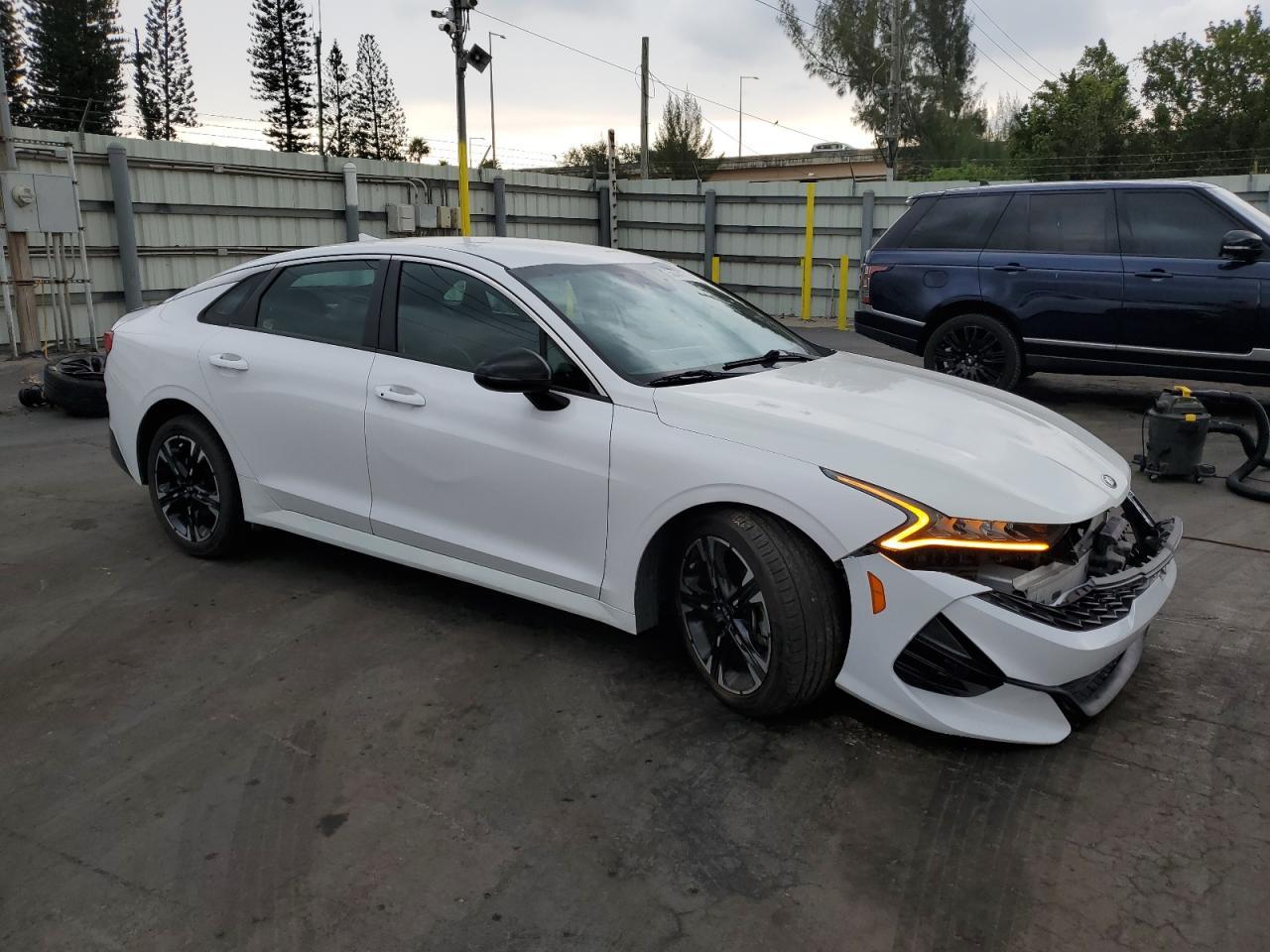 2021 KIA K5 GT LINE - Image 4