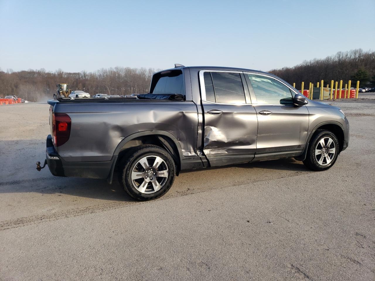 2017 HONDA RIDGELINE - Фото 3