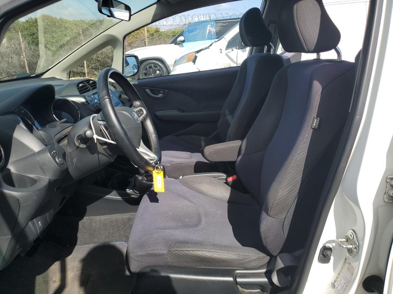 2013 HONDA FIT SPORT - Фото 7
