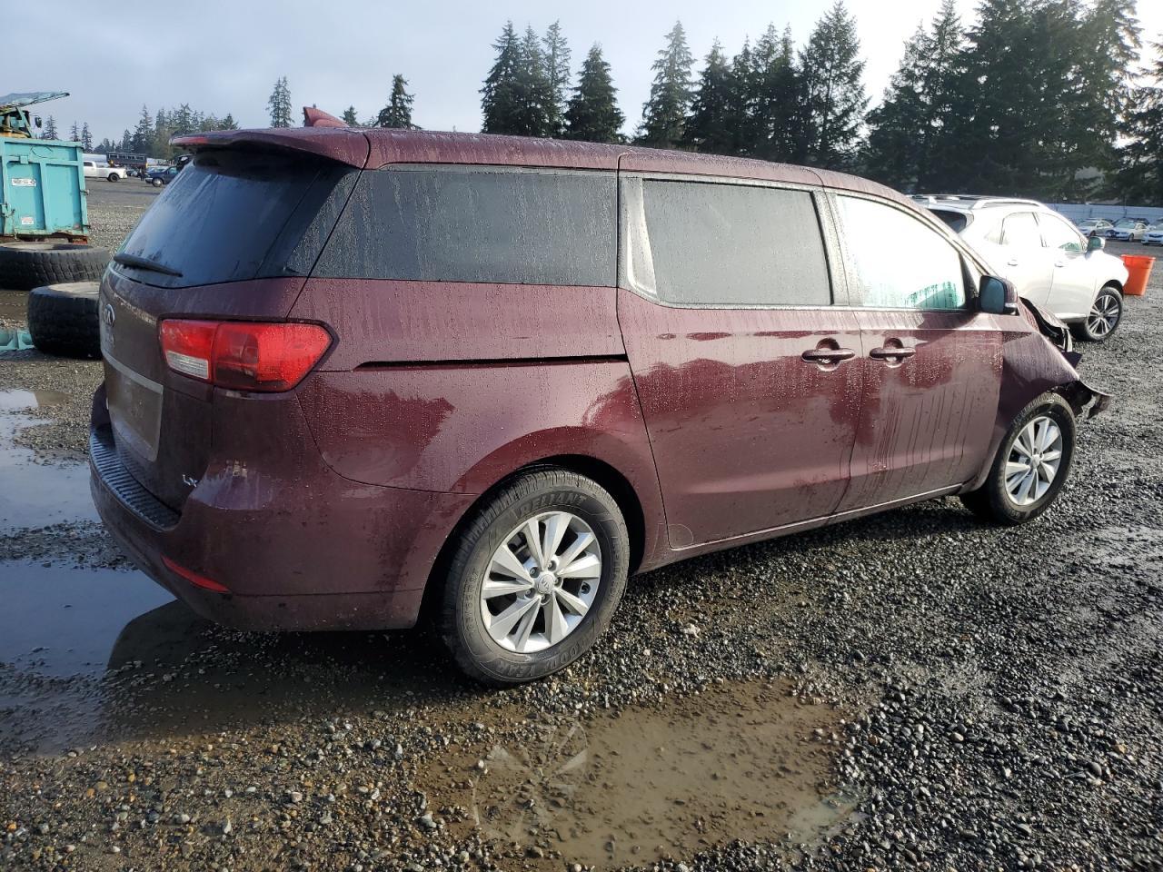 2017 KIA SEDONA LX - Фото 3