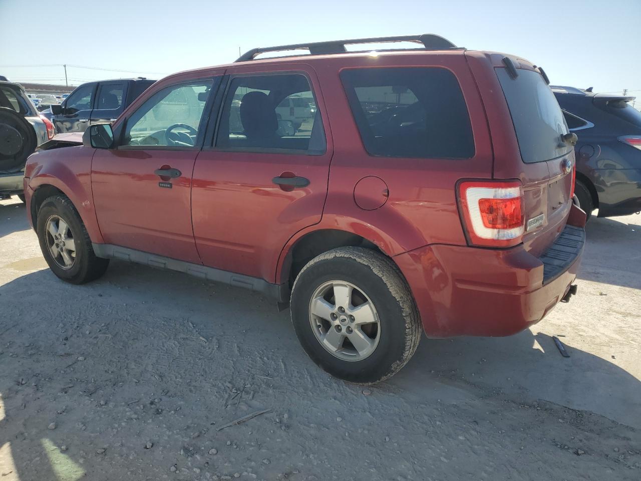 2012 FORD ESCAPE XLT - Фото 2