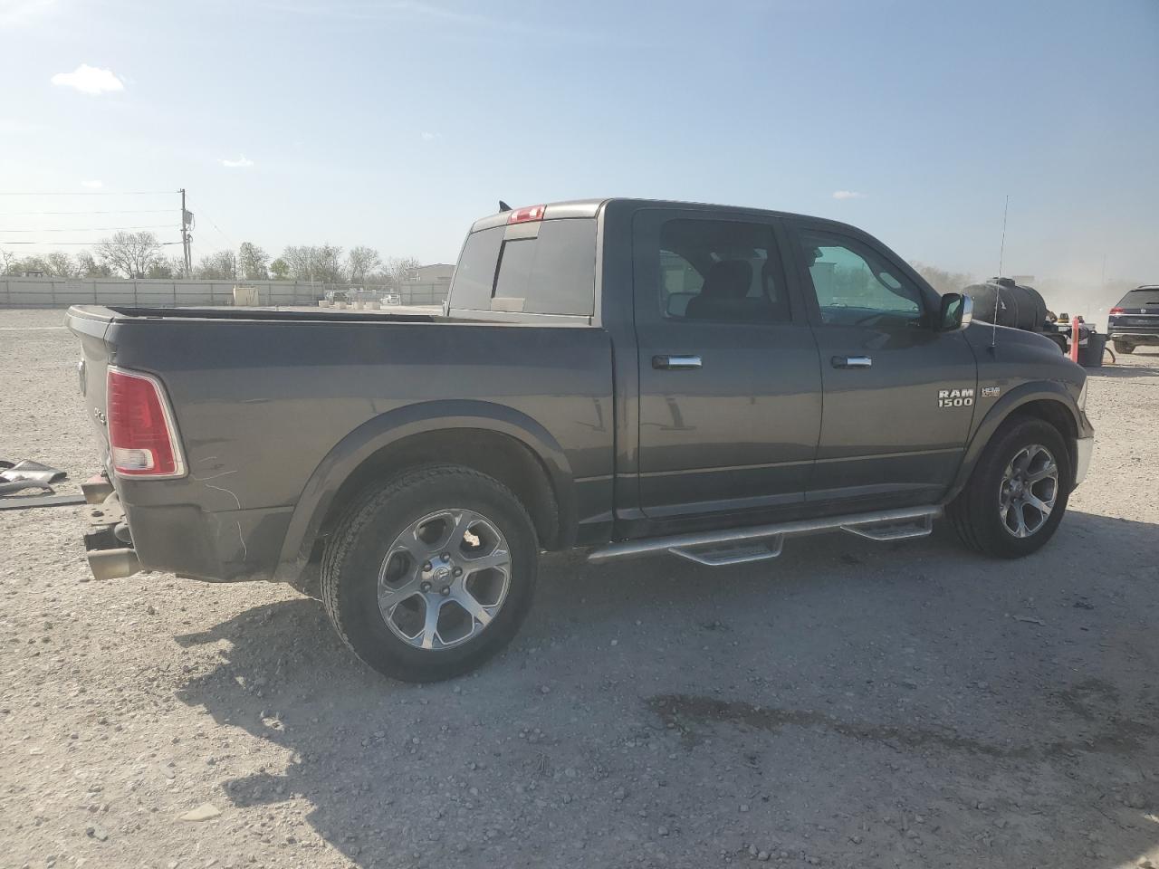 2017 RAM 1500 LARAM - Фото 3