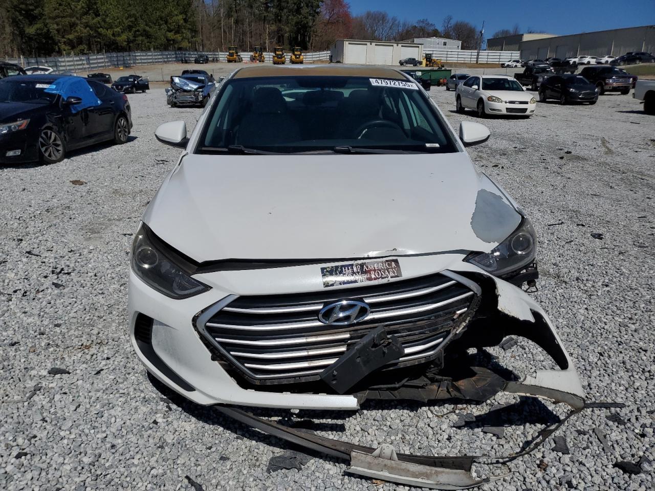 2017 HYUNDAI ELANTRA SE - Image 5