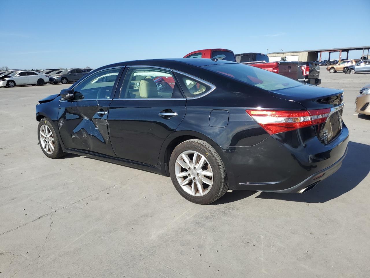 2015 TOYOTA AVALON XLE - Image 2