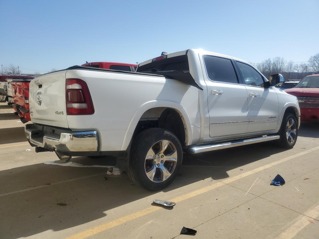 2019 RAM 1500 LARAM - Фото 3